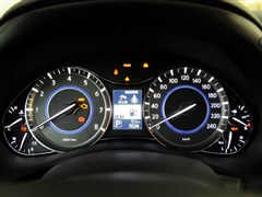 Ӣ,ӢQX80,2013 5.6L 4WD,пطPĈDƬ