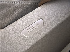 2011 528Li A