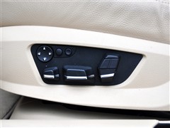 2011 528Li A