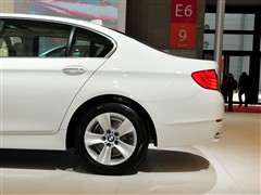 2011 528Li A