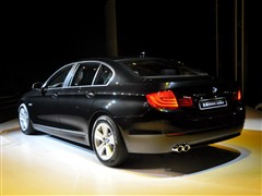 2011 528Li A