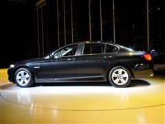 2011 528Li A