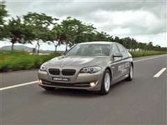 2011 528Li A
