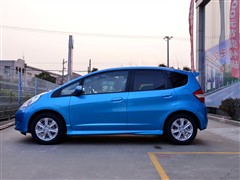 2011 1.5L Ԅȫ촰