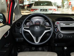2011 1.3L քm