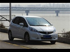 2011 1.3L քm