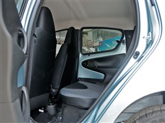 2013 1.0L AMT 