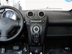2013 1.0L AMT 