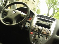 2004 2.0 AT
