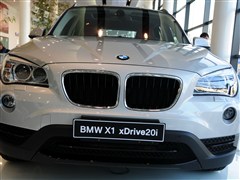 2013 sDrive20i \OӋb