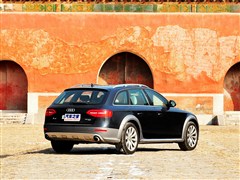 2013 40 TFSI allroad quattro A