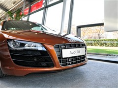 W(M),WR8,2010 5.2 FSI quattro,ĈDƬ