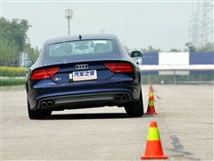 W(M),WS7,2013 4.0 TFSI,uyĈDƬ