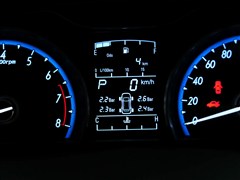 ͨ,E610,2014 CROSS 1.5L ԄӺA,пطPĈDƬ