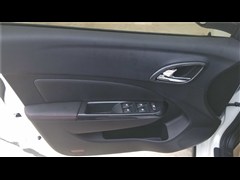 ͨ,E610,2014 CROSS 1.5L ԄӺA,WьČĈDƬ