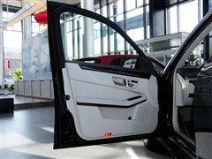 2014 Ŀ E 260 L A