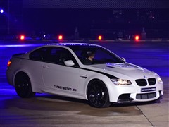 RM3 2011 M3̼w