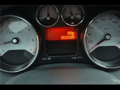 2013 1.6L քm