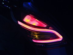 2012 2.0L Ԅ