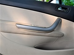 2010 2.0L ԄF