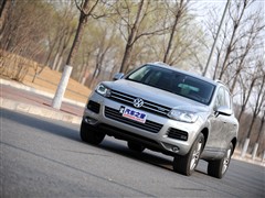 ;J 2011 3.0TSI Hybrid