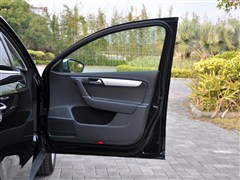 (M),~v(M),2012 а 2.0TSI A,܇ΌĈDƬ