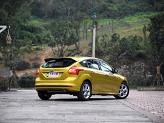 2012 Ɏ 2.0L MTA\