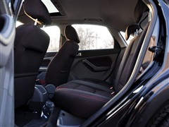 2010 Ɏ 2.0L SVP