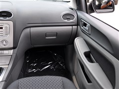 2011 Ɏ 1.8L MT