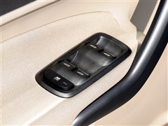 L,A,2013  1.5L ԄƷ,܇ΌĈDƬ