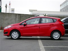 2013 Ɏ 1.5L քL