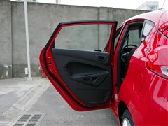 L,A,2013 Ɏ 1.5L քL,܇ΌĈDƬ