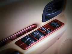 ,JEEP,2004 2.5L 4X2,܇ΌĈDƬ