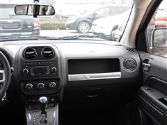 Jeep,ָ,2014 Ŀ 2.0L Mȡ,пطPĈDƬ