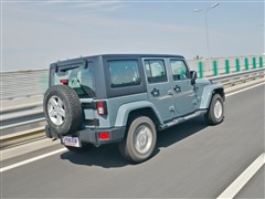 2014 2.8TD T Sahara