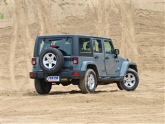 2014 2.8TD T Sahara