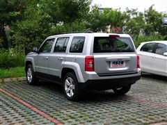 Jeep(M),ɿ,2011 2.4 ,܇^ĈDƬ