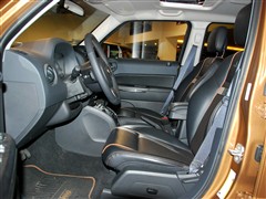 Jeep(M),ɿ,2011 2.4 70,܇ΌĈDƬ