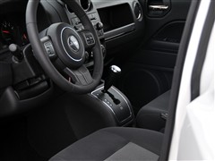 Jeep(M),ɿ,2011 2.4 A,܇ΌĈDƬ
