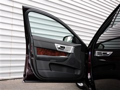2014 XF 2.0T A