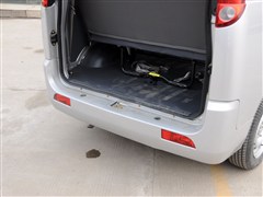 2013 1.0Lm