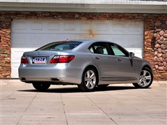 2010 460L F