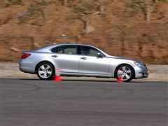 2010 460L F