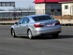 2010 460L F
