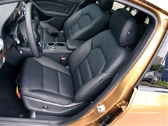 2012 B 200