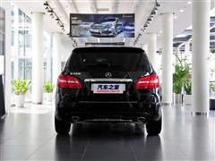 2012 B 200