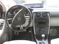 2012 B 200