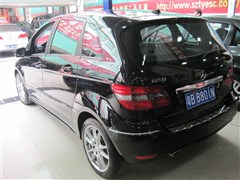 2012 B 200