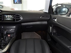 2015 1.6T ԄY