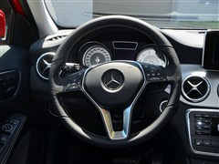 Y,YGLA,2015 GLA 220 4MATIC A,пطPĈDƬ